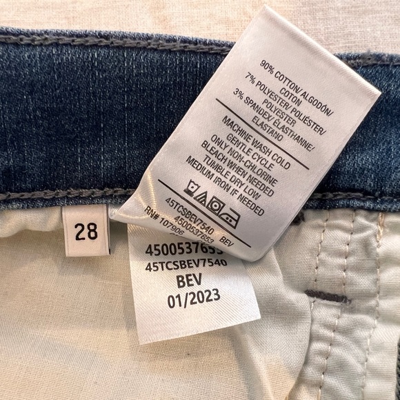 NWT: Hudson “Noa” wide leg, high rise, stretch jeans, women’s size 28 - Picture 7 of 7